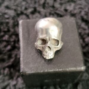 Jawless Skull Pin Jacket , Hat or Vest Lapel